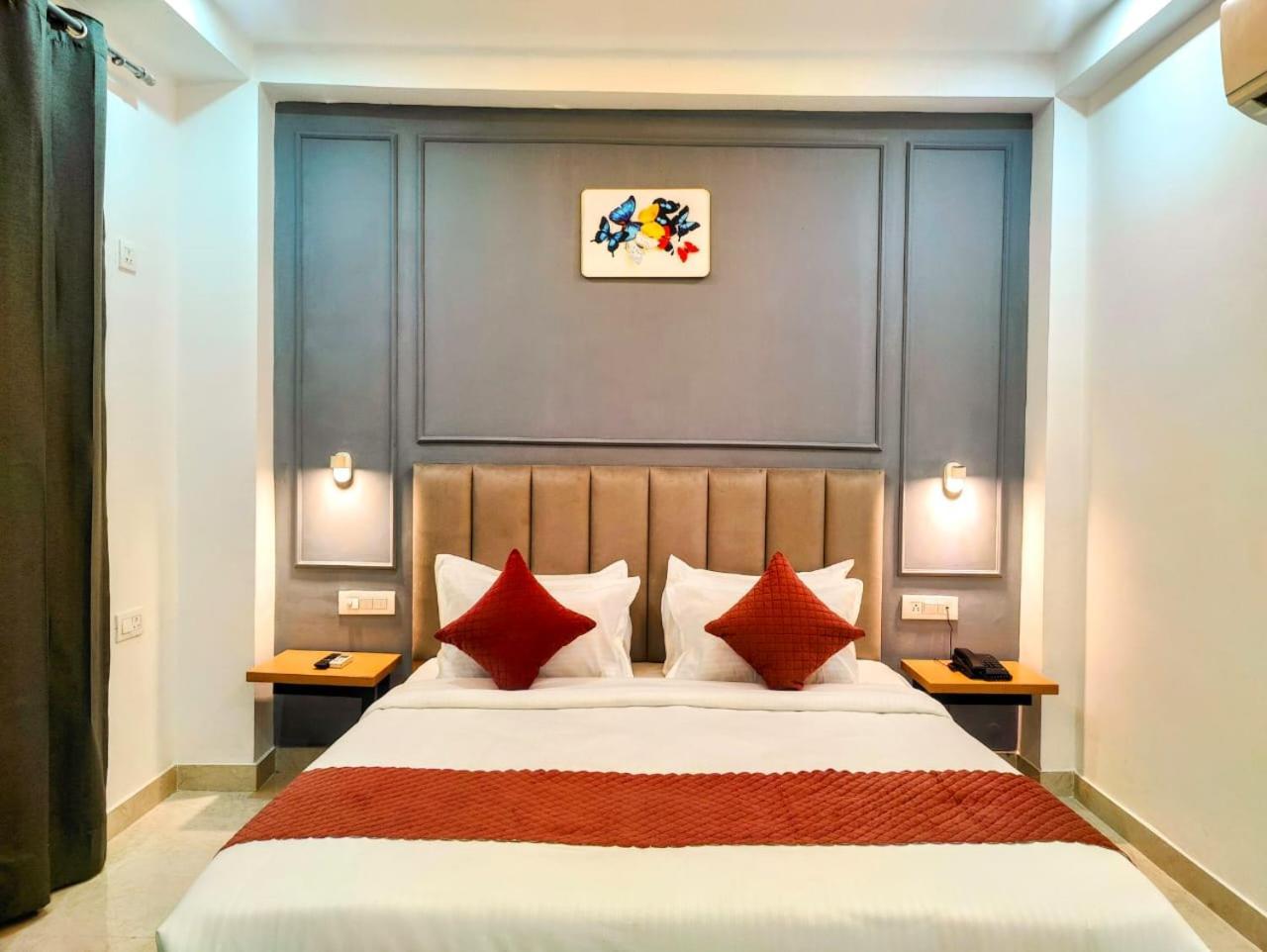 Hotel Mavens White Artemis Hospital Road Sector 52 Gurgaon Exterior foto